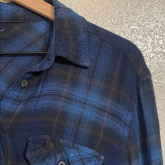 BDG long sleeve flannel - Picture 4 of 10